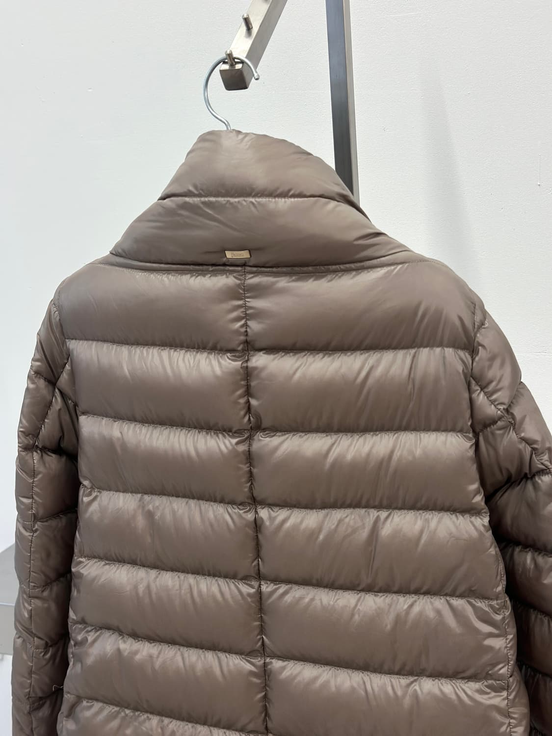 에르노 아멜리아 2600 베이지골드 경량패깅  상품이미지7