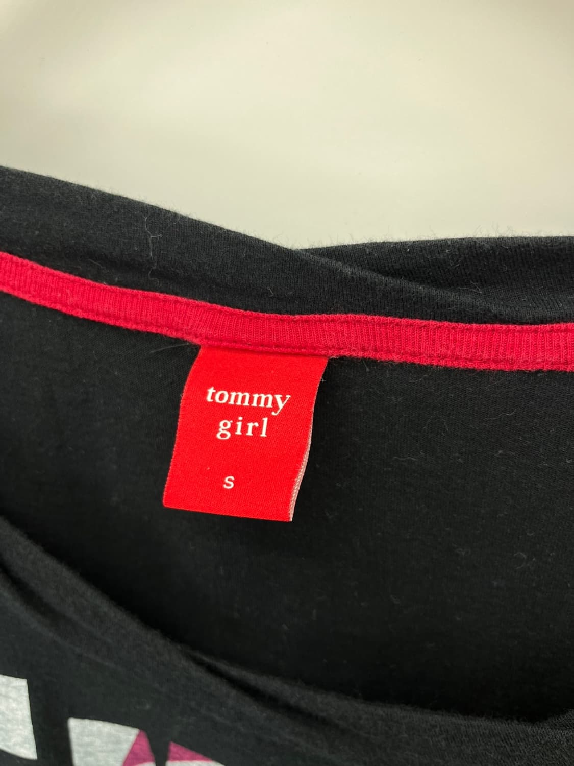 [Tommy Hilfiger] 타미걸 y2k 오프숄더 탑 상품이미지5