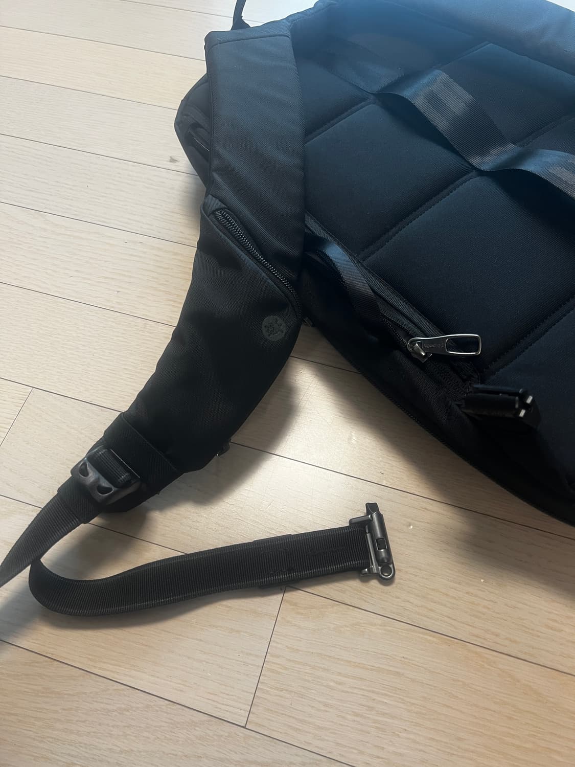 팩세이프 도난방지 18L 메트로세이프 16인치 상품이미지8