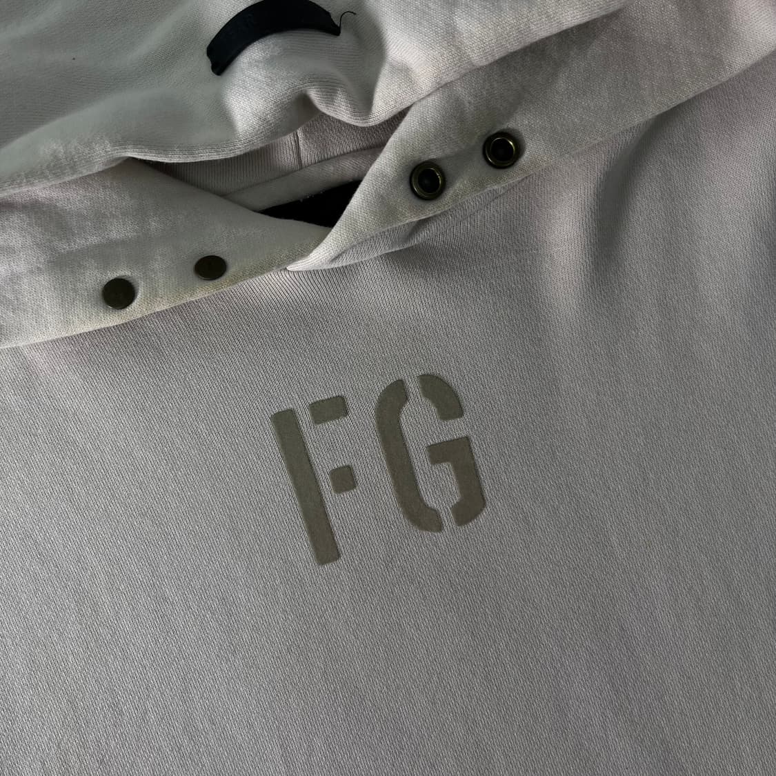 100 피오갓 FG로고  후드티  상품이미지3