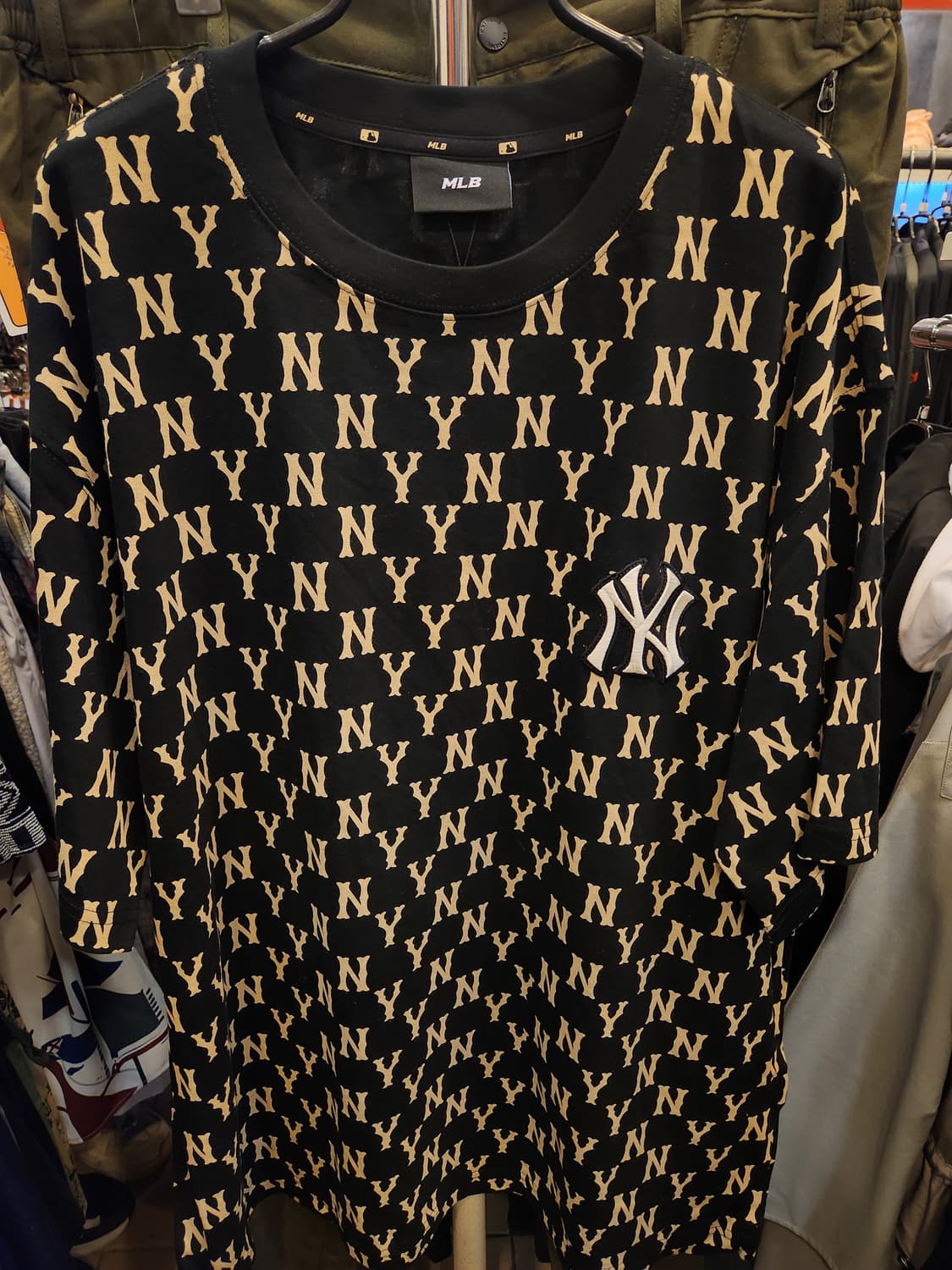 MLB 모노그램 반팔티 새제품  상품이미지1