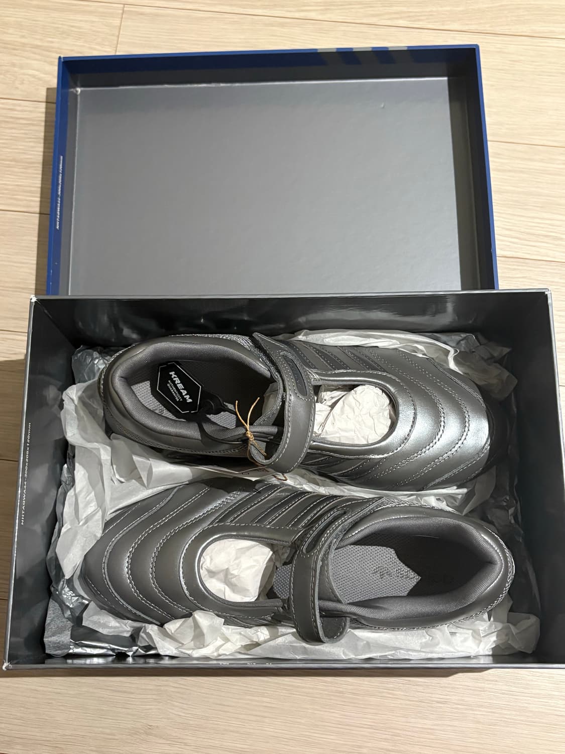 아디다스x타끄와 메리제인 240 새상품 상품이미지3