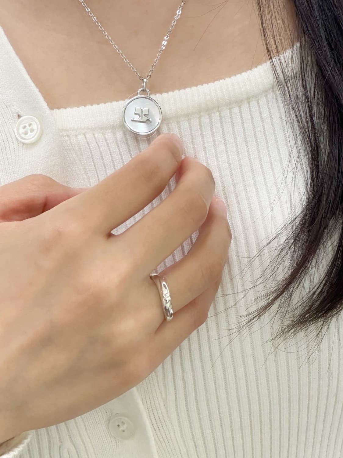 courreges / 꾸레쥬 자개 펜던트  목걸이  상품이미지10