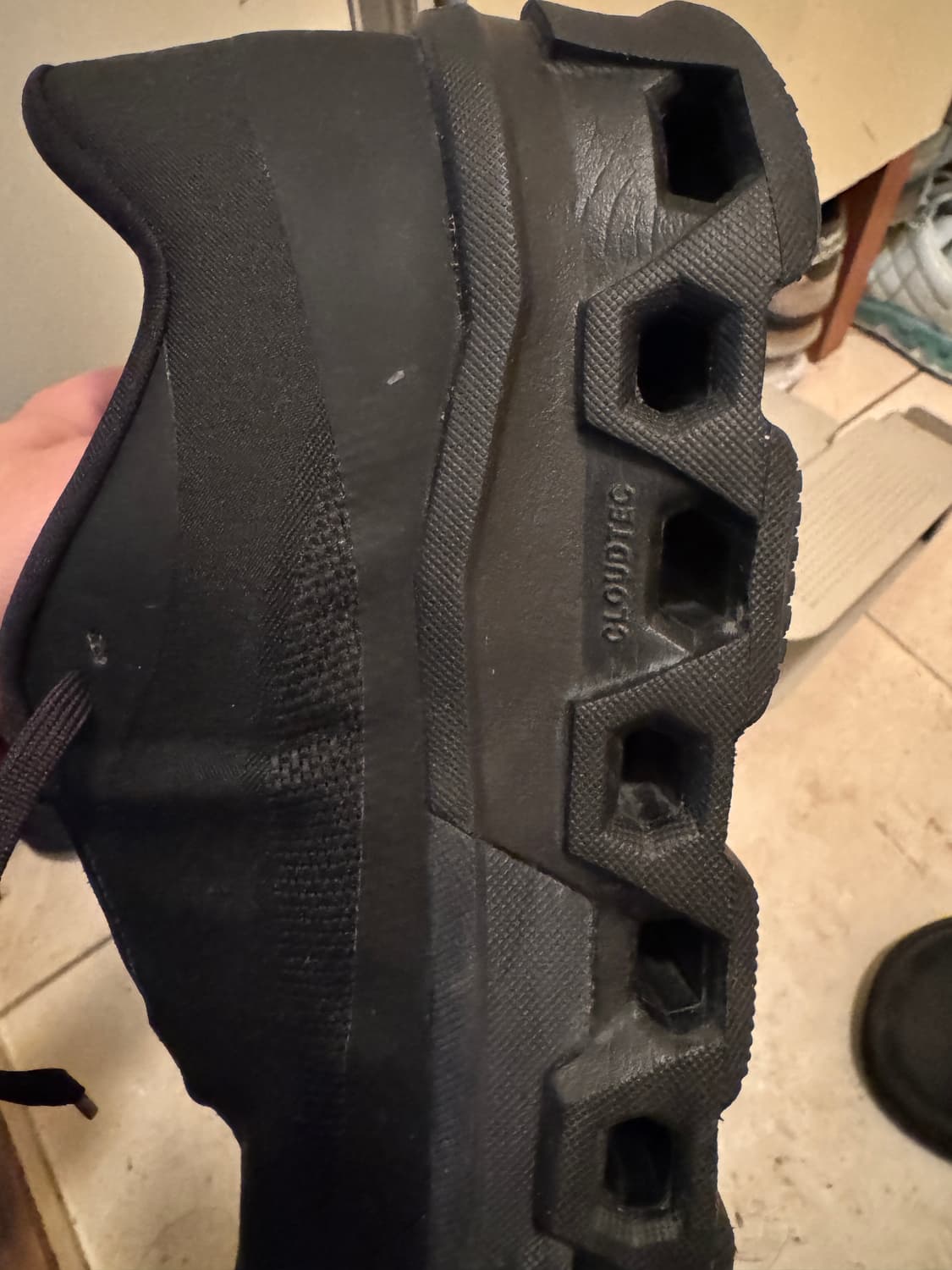 온러닝 파프 클라우드 몬스터 270 상품이미지2