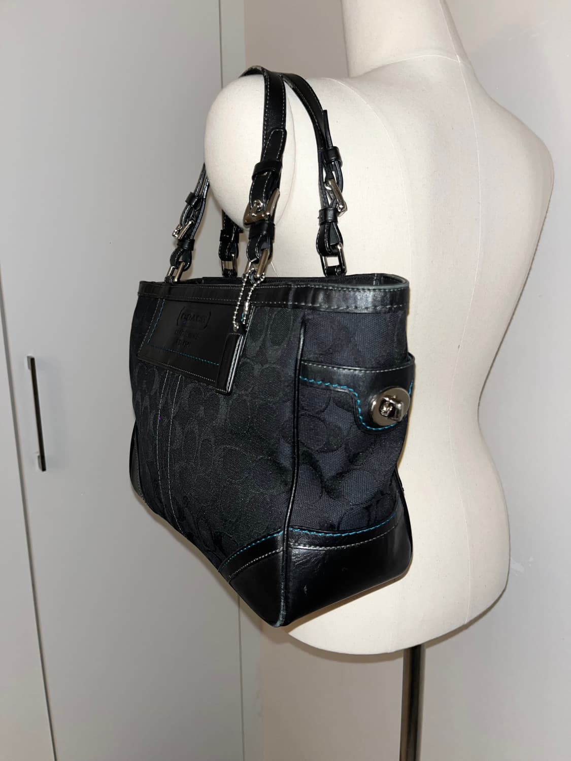 📦 Coach baby blue stitch Shoulder Bag 상품이미지3