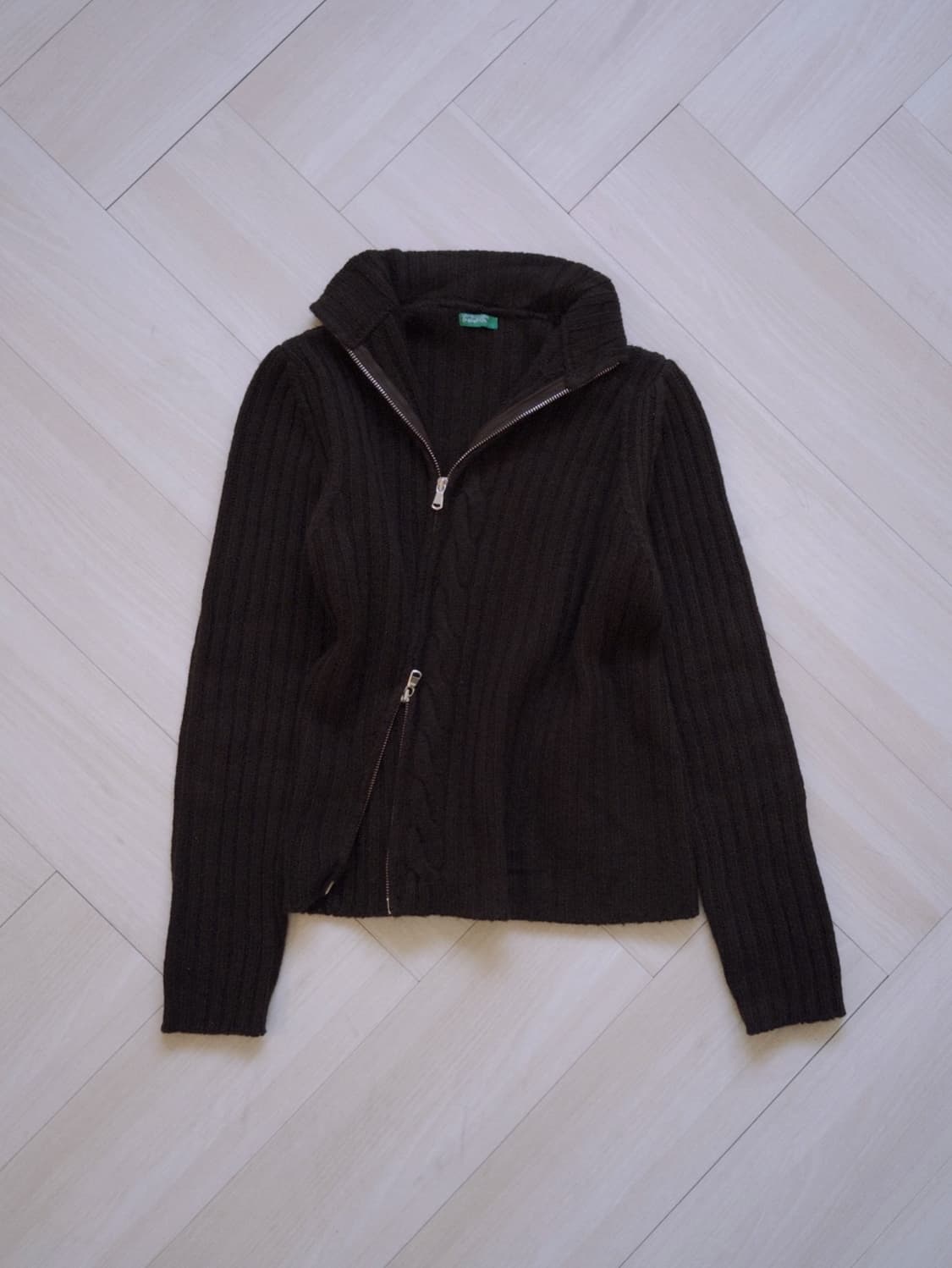 [BENETTON] diagonal line wool cardigan 상품이미지1