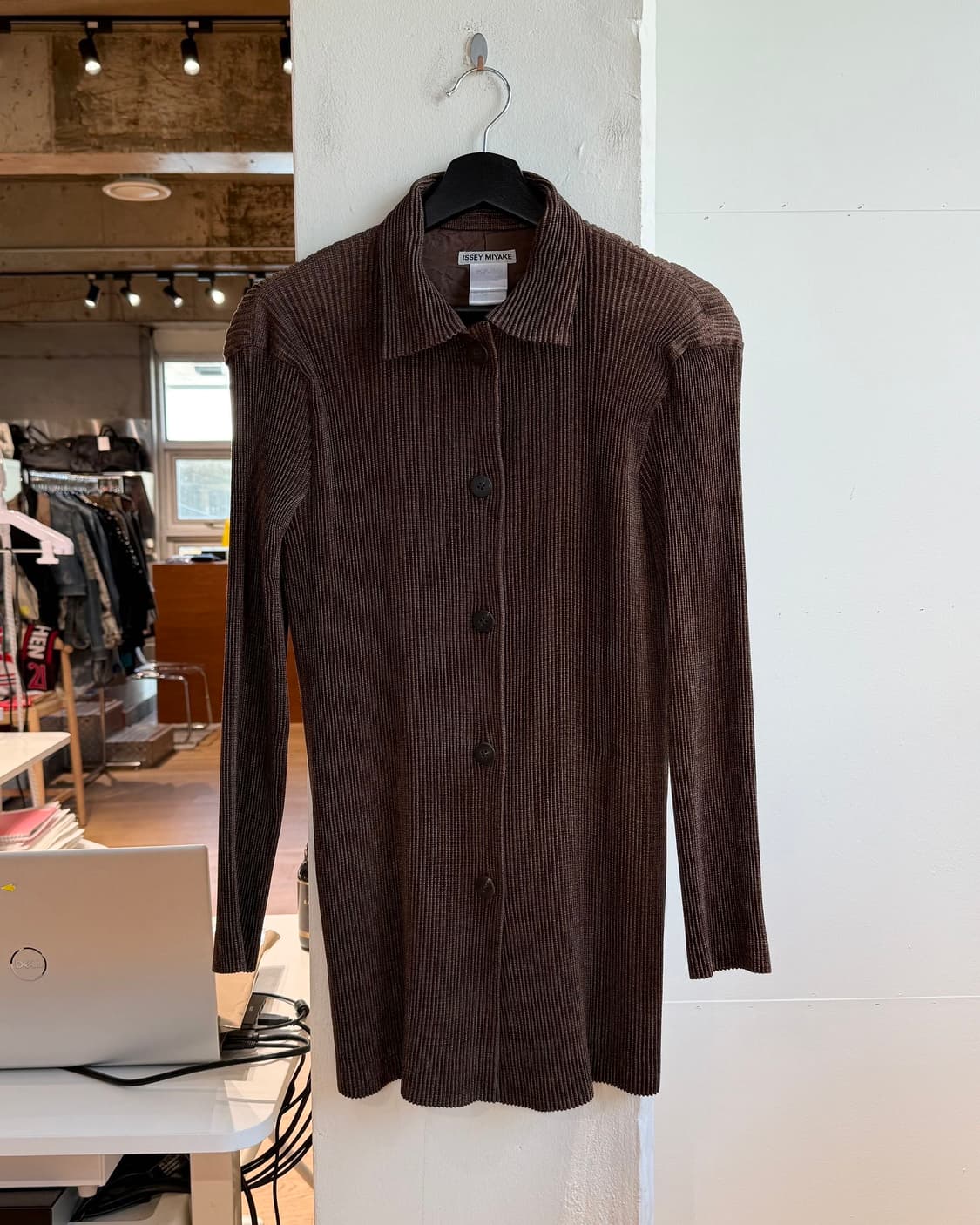 이세이미야케 브라운 링컬 셋업 상품이미지2