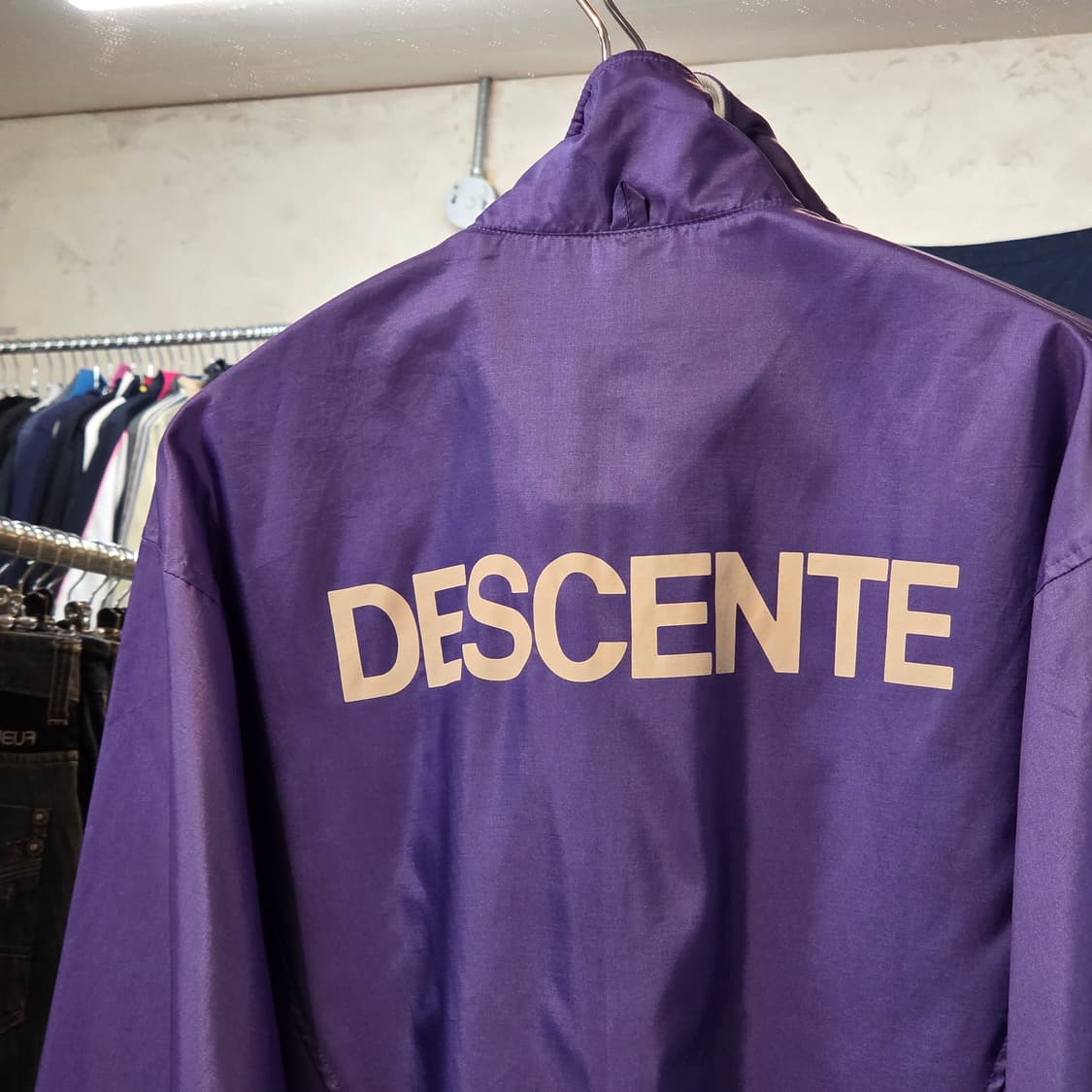 JPN 데상트 올드스쿨 퍼플 바람막이 봄버 상품이미지6