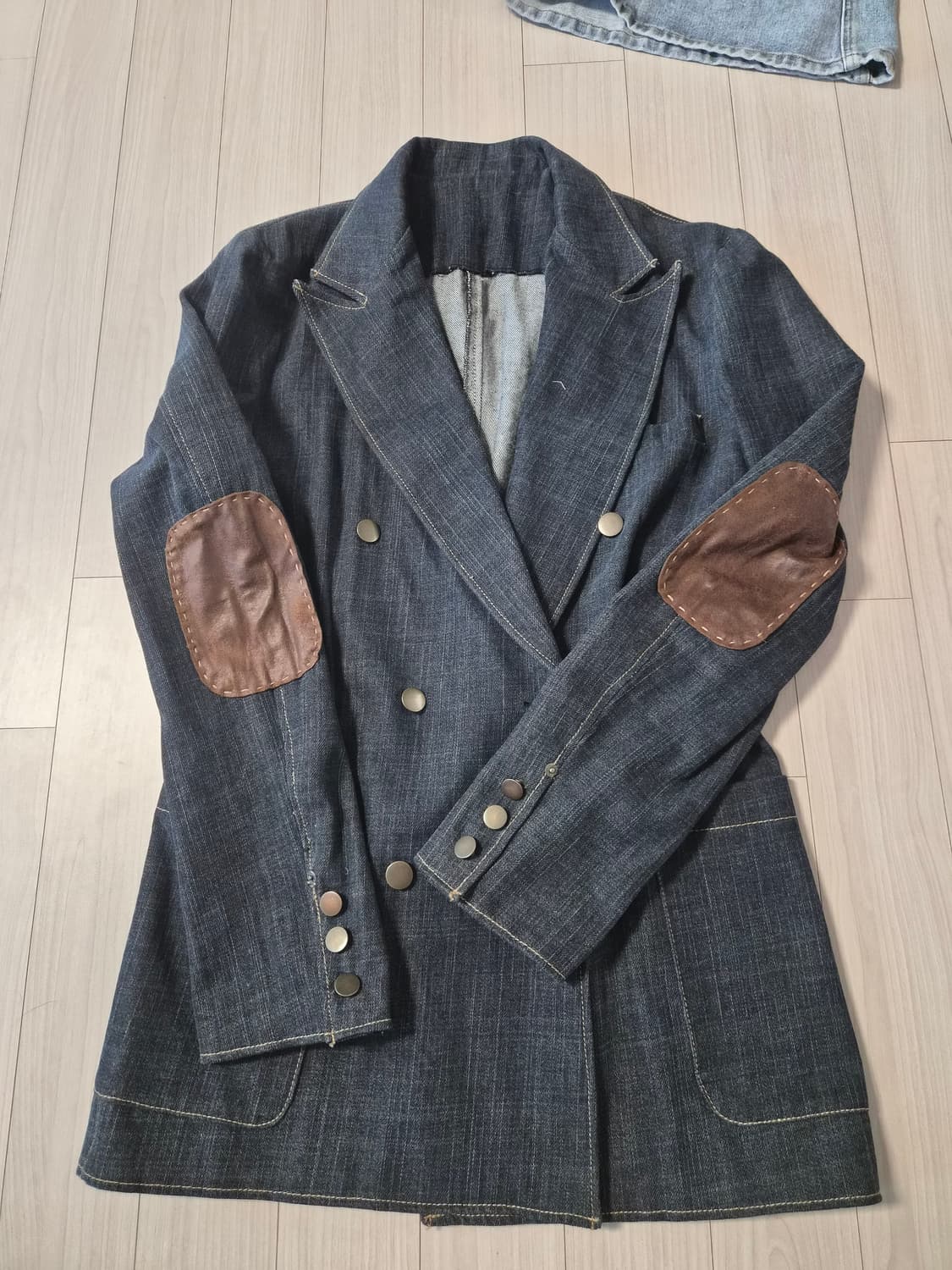 (유니크) 빈티지 무드 데님 더블 블레이저 (엘보 패치 포인트) 상품이미지1