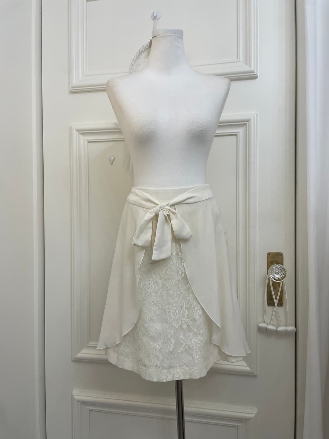 EF-DE lace bow midi skirt(size-9) 상품이미지1