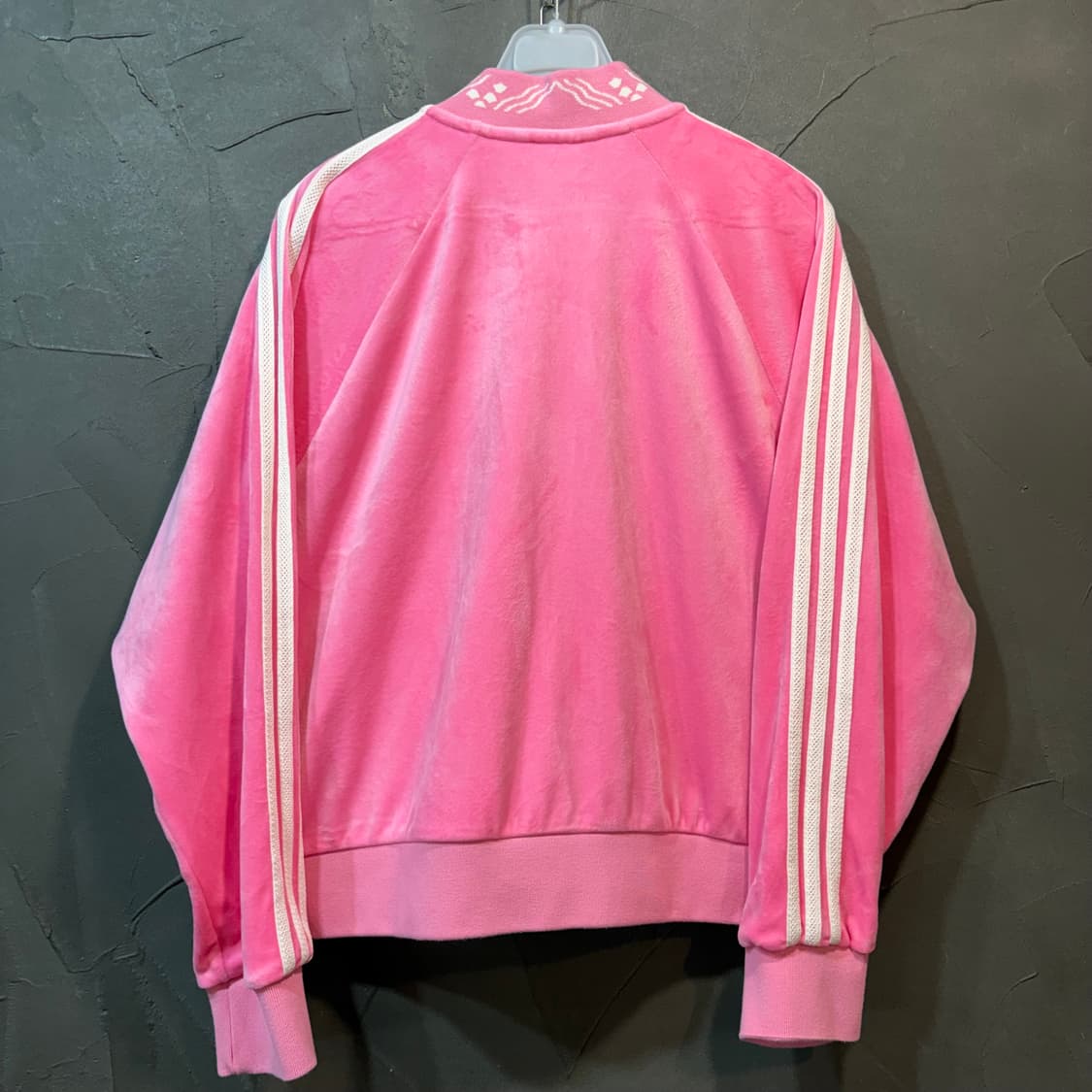 [XL] ADIDAS 아디다스 핑크 벨벳 크롭 져지 상품이미지4