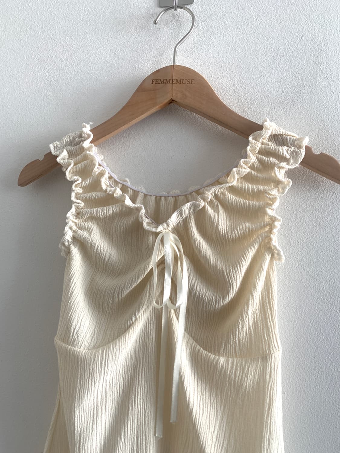 Frill sleeveless ribbon top 상품이미지2