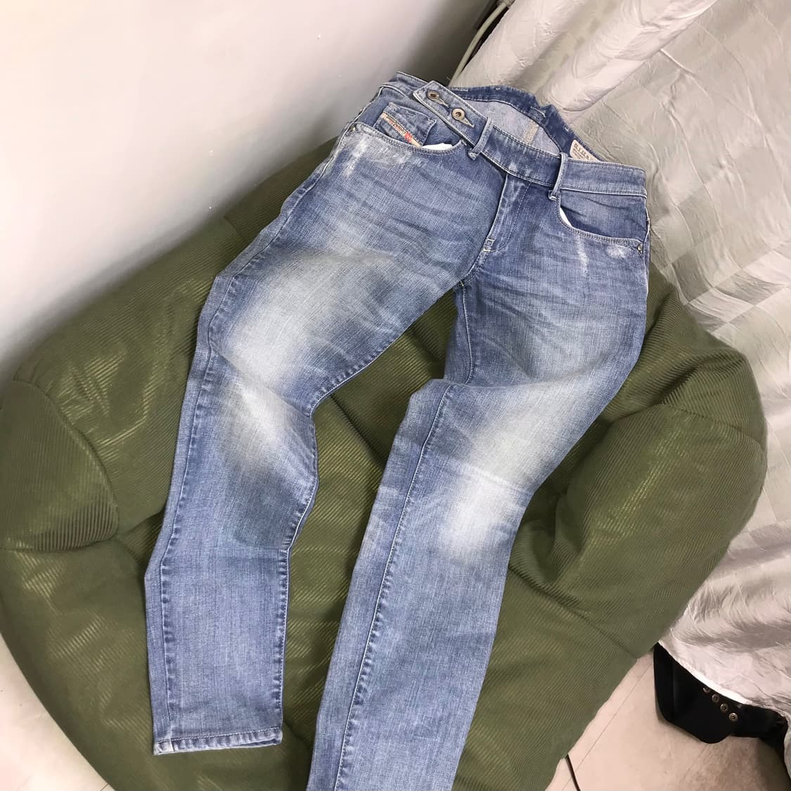 Diesel 디젤 로우 세미스트레이트 연청 데님 상품이미지5