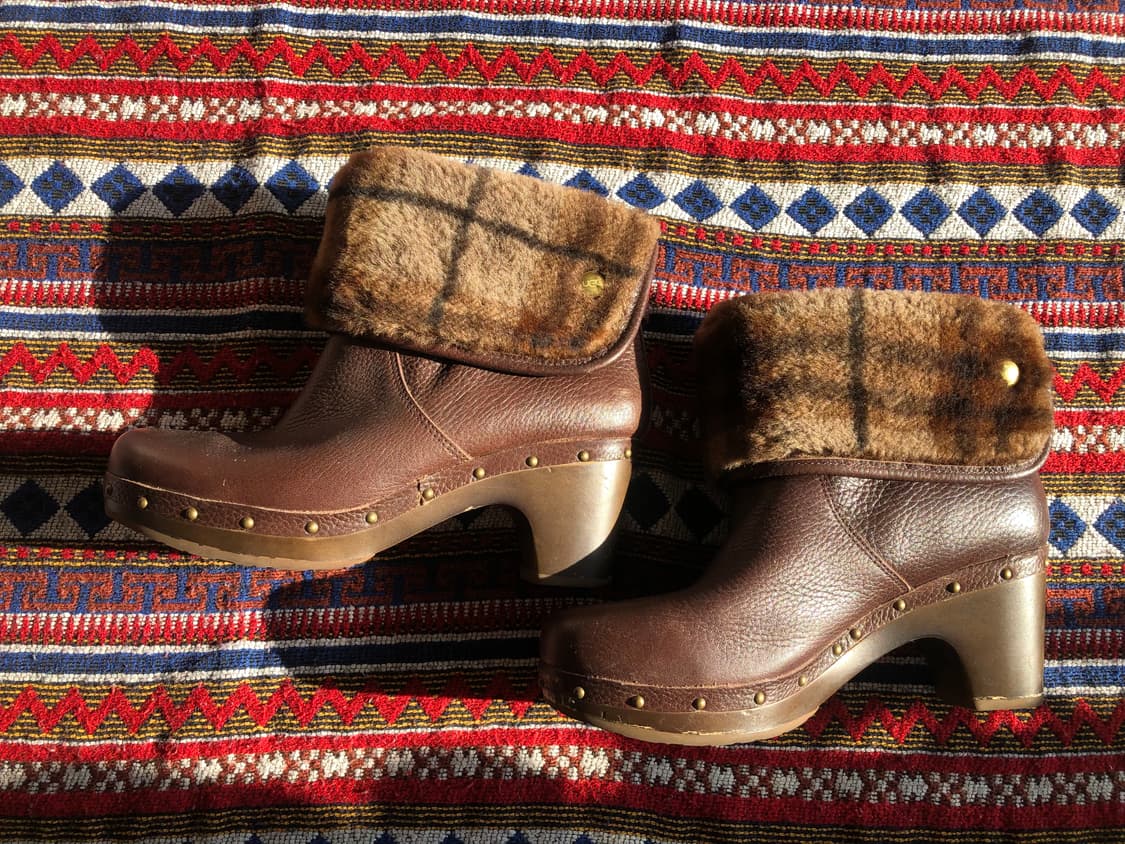 어그 클로그 브라운 레더 퍼 부츠 240 상품이미지2