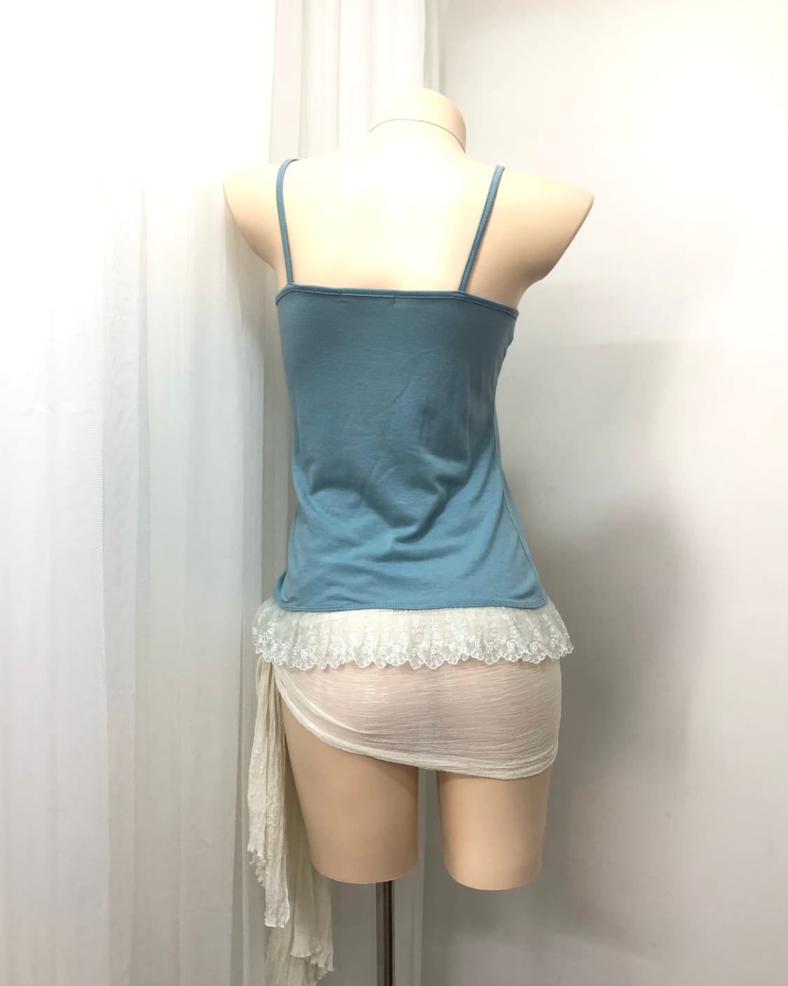 sky blue lace trim sleeveless 상품이미지3