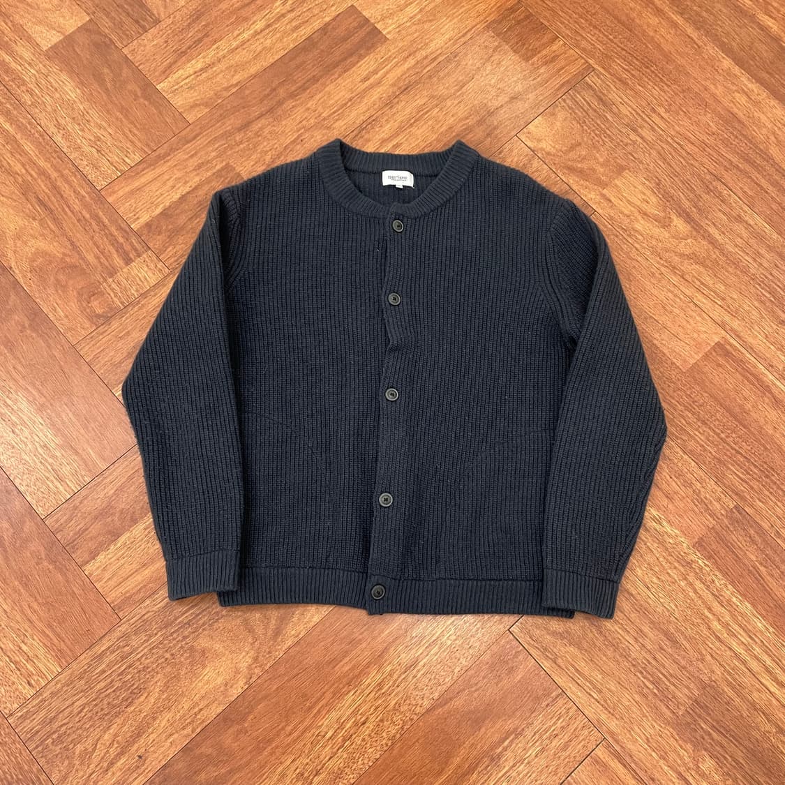 시리즈 울 라운드넥 가디건 상품이미지1