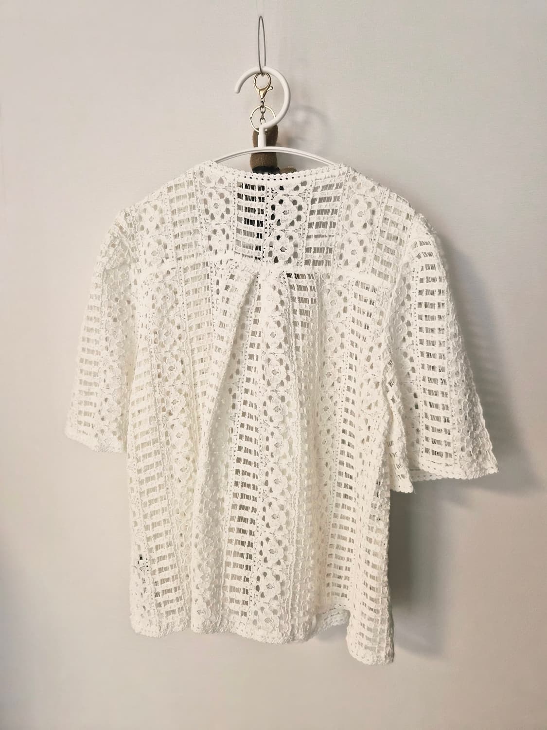 조르쥬 레쉬 자수 아일렛 반팔 가디건 (상태 최상) 상품이미지3