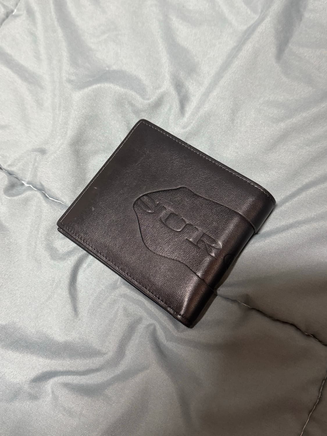 써저리 디스트로이드 로고 반지갑 상품이미지1