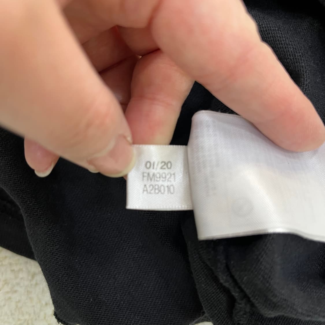 L 아디다스 로고 반팔 티셔츠 0305M 상품이미지4