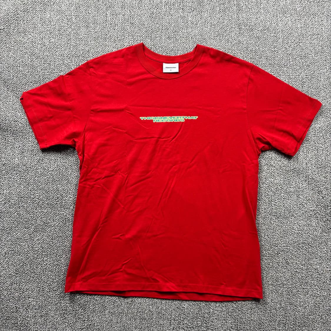 디스이즈네버댓 로컬스 레드 티셔츠 상품이미지2