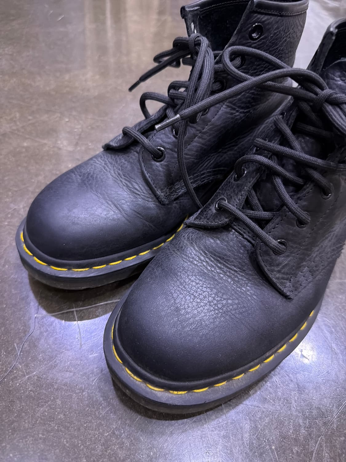 닥터마틴 101 6홀 블랙 워커 부츠 260 상품이미지3