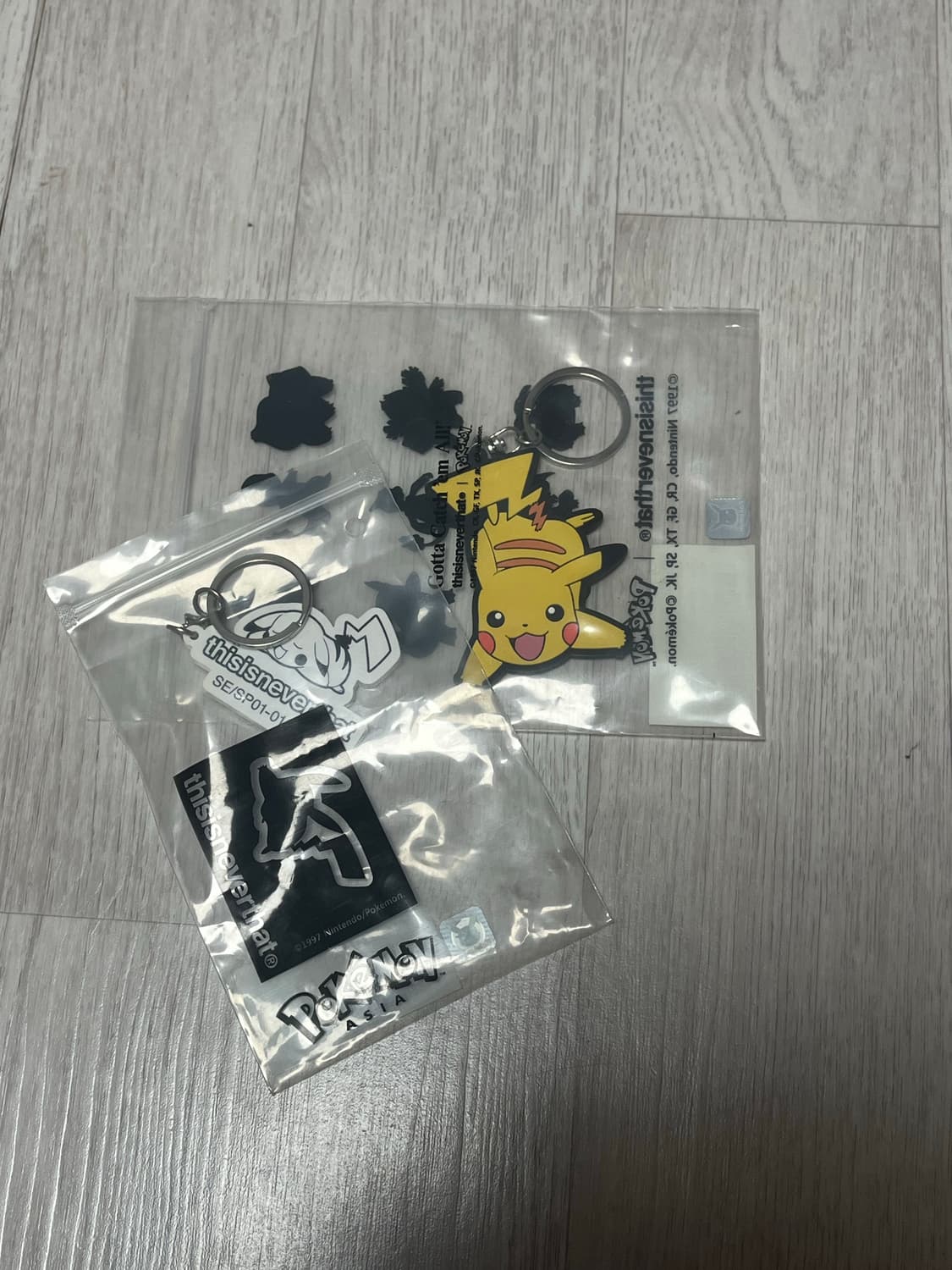 새상품)디스이즈네버댓 피카츄키링 일괄판매 상품이미지1