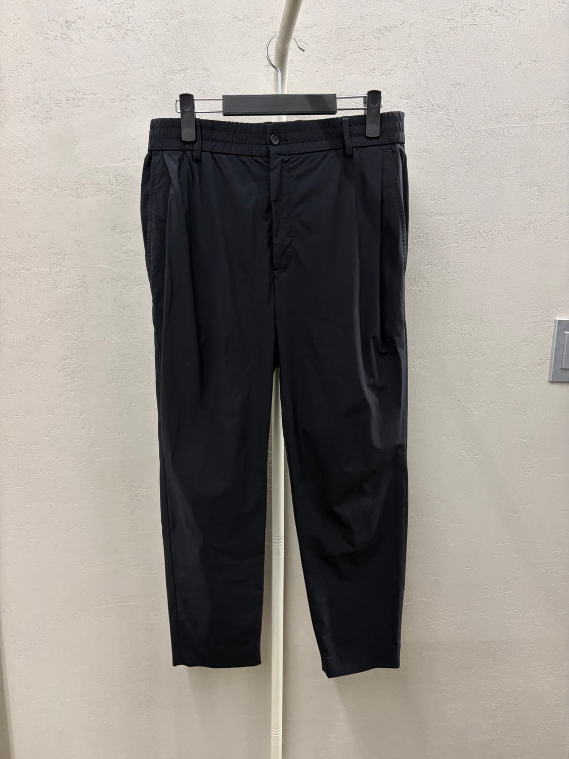 타임 릴렉스핏 블랙 팬츠 82 상품이미지2