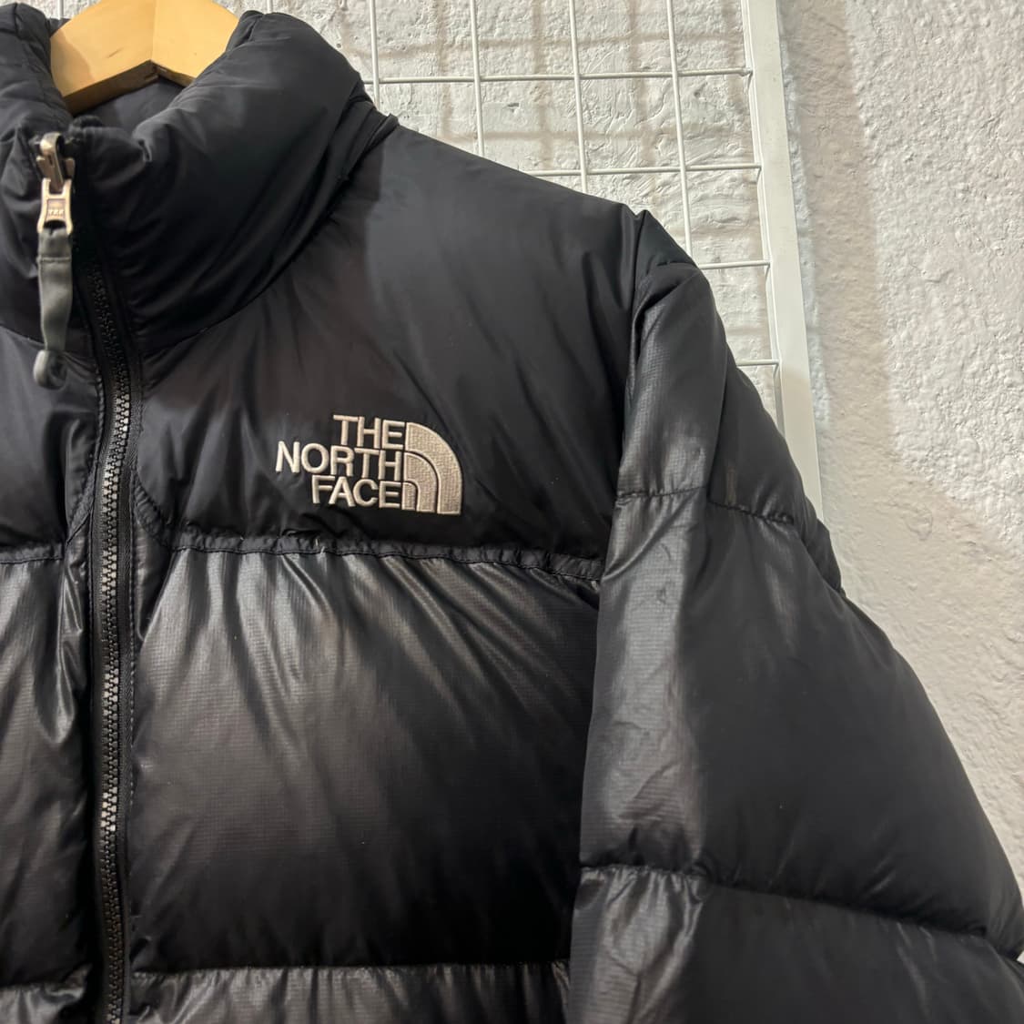 노스페이스 블랙 눕시 700 필파워 S 상품이미지5