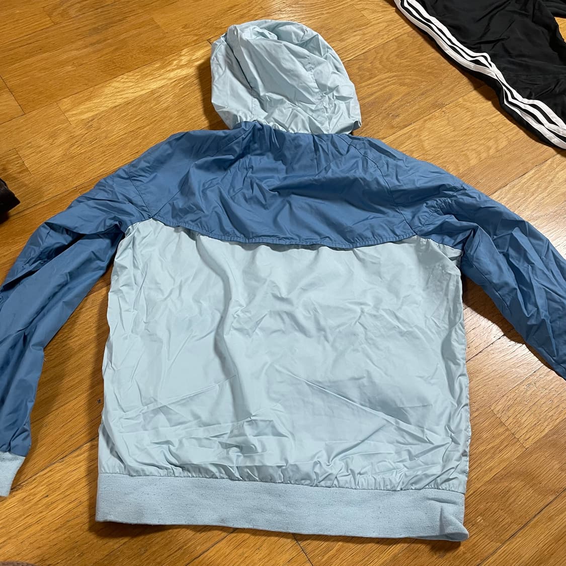 나이키 윈드러너 m 자켓 후드 기능성 바람막이 상품이미지3