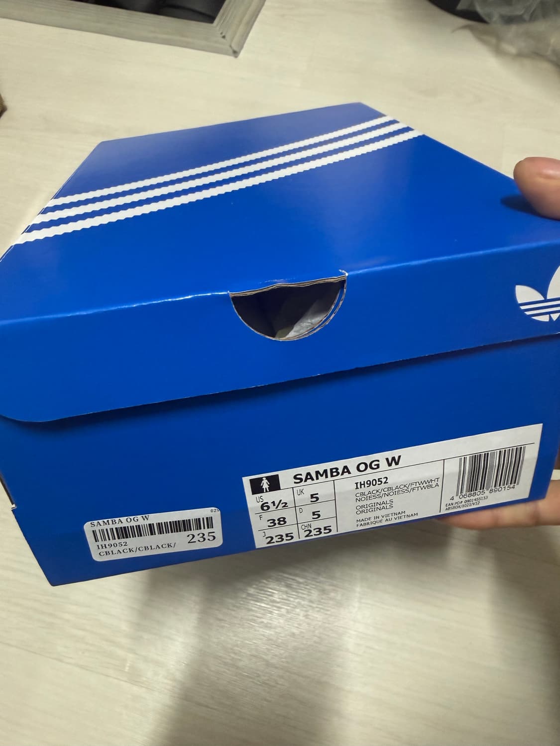 아디다스 OG 삼바 코어블랙 클라우드 화이트 235 팝니다 상품이미지4