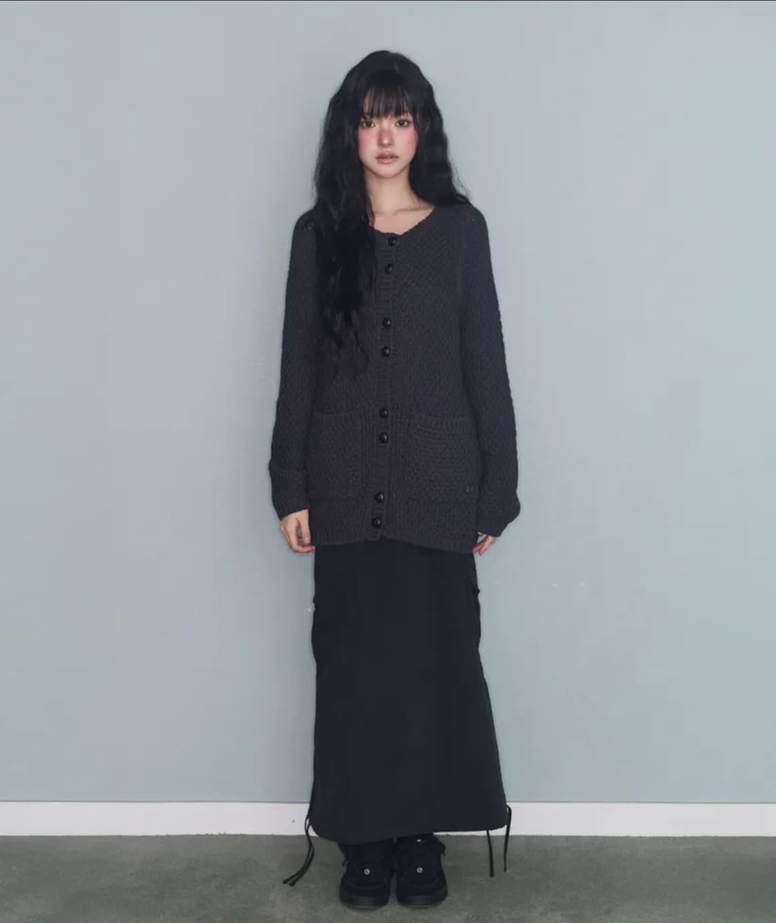 미레코 TURTLE-BUTTON KNIT CARDIGAN CHARCOAL 상품이미지1