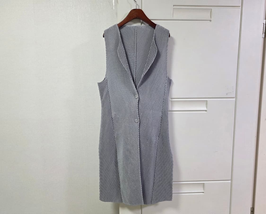 라비타준코 플리츠 롱베스트 F 그레이
 상품이미지1