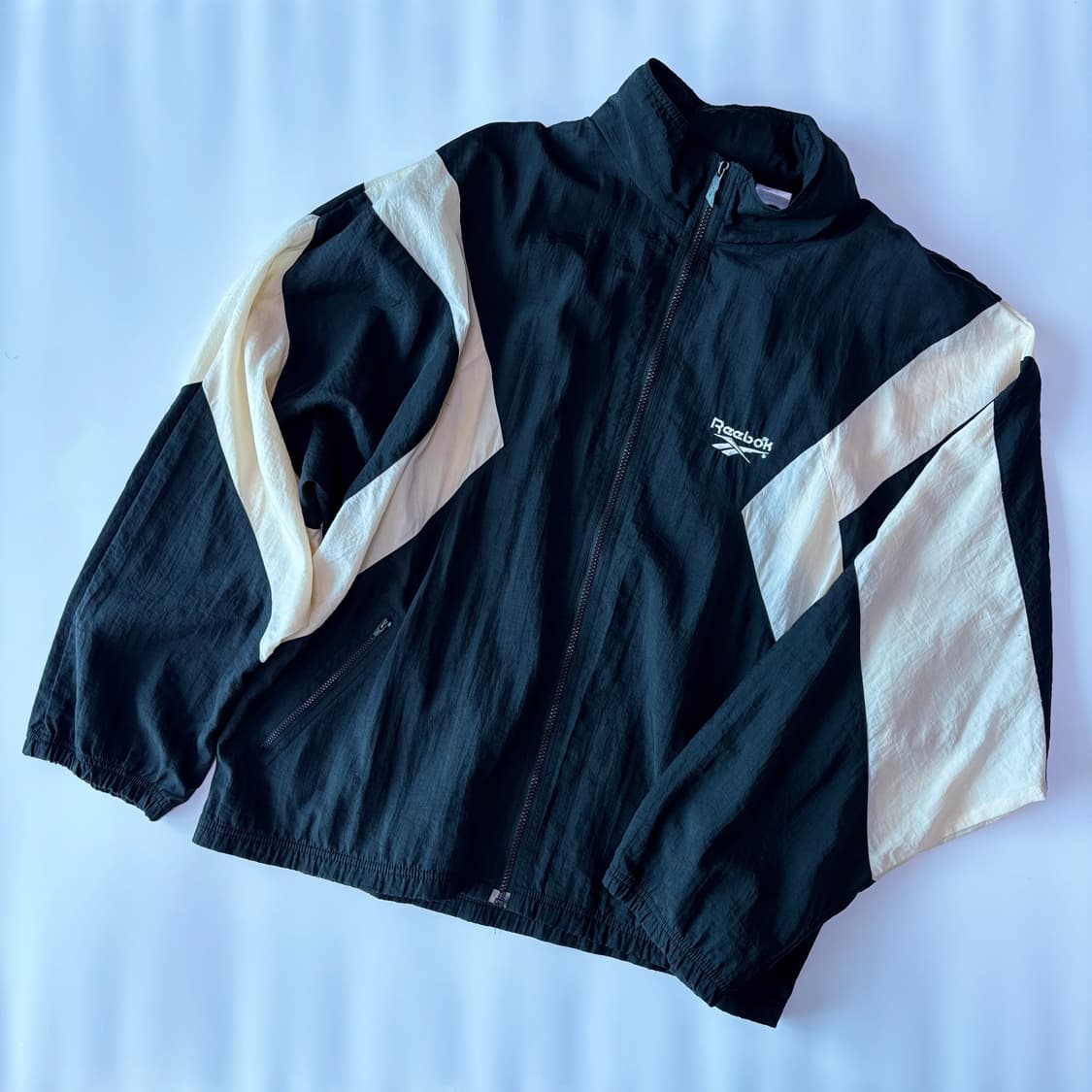 리복 빈티지 사이드 라인 트랙탑 상품이미지1