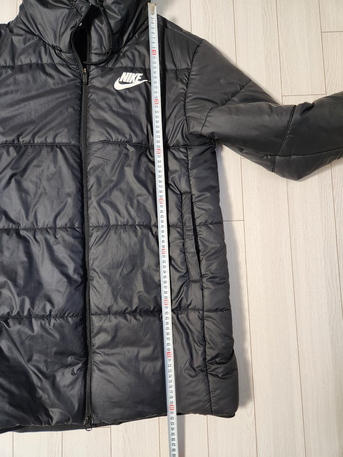 나이키 써마핏 신세틱필 롱패딩 남성m~L 여성xl

남자가 입어도 상관없 상품이미지9