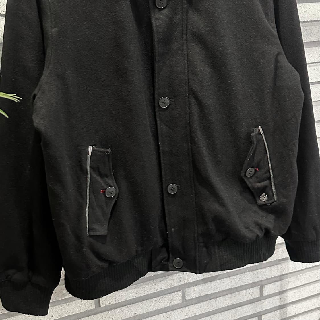 GUESS 게스 밀리터리 블루종 울 자켓 견장 디테일 블랙 상품이미지5