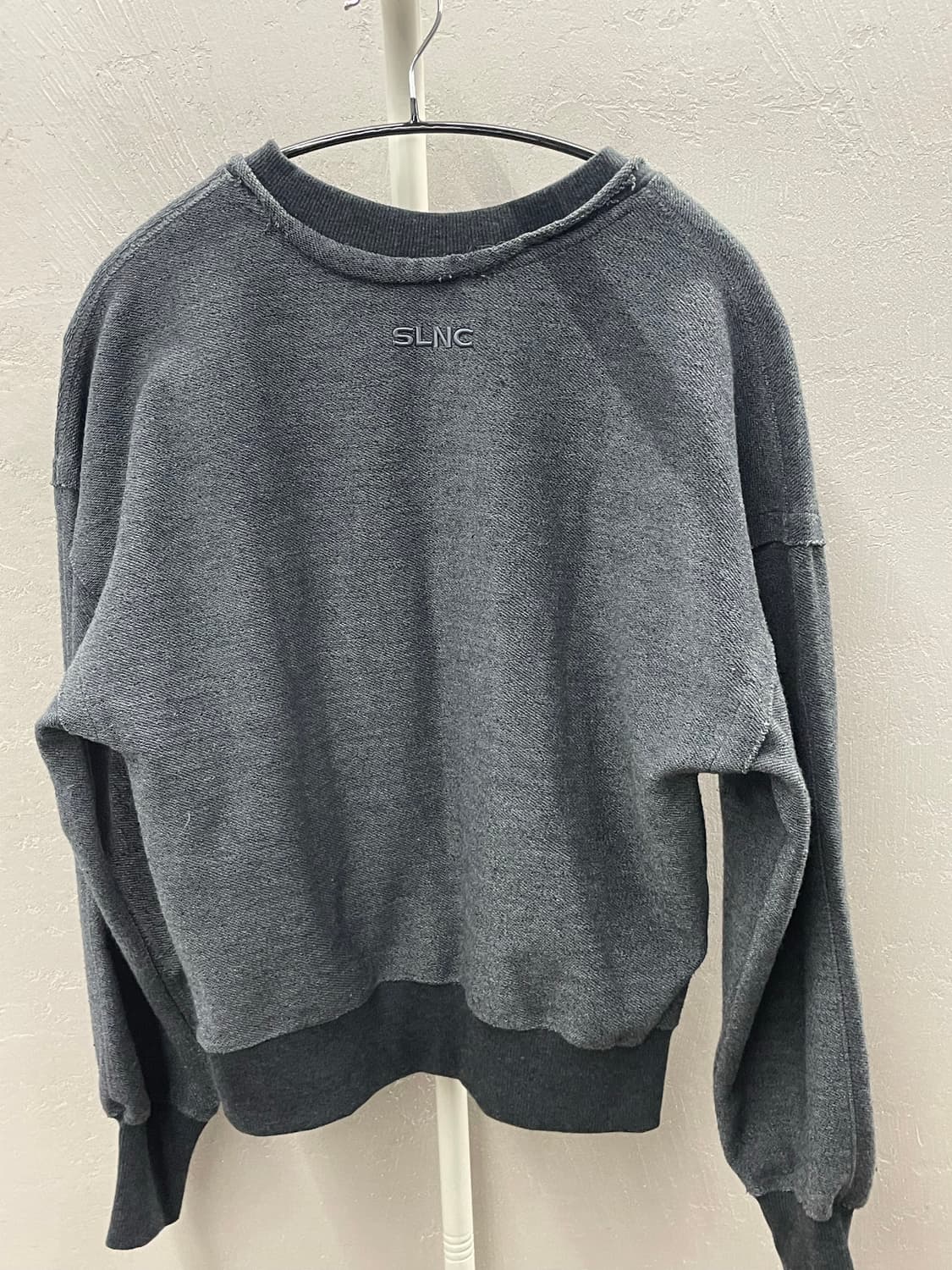 인사일런스 레이스업 스웨트셔츠 맨투맨 CHARCOAL (S) 상품이미지7