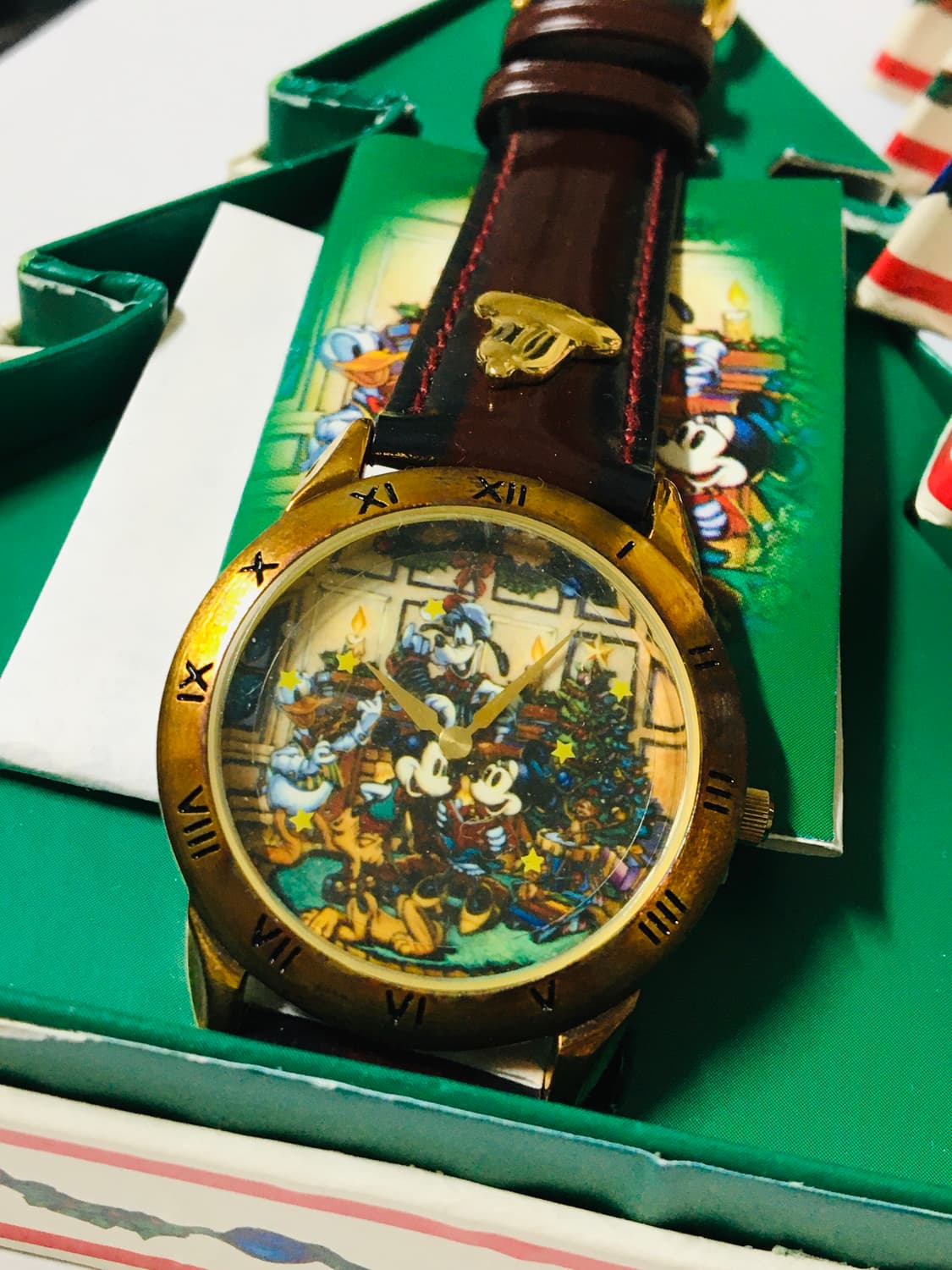 디즈니 스토어 미키마우스 크리스마스 한정 손목시계 한정 상품이미지9