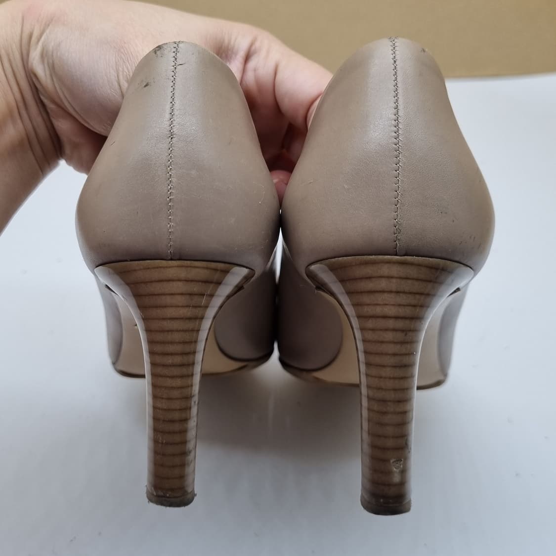 페라가모 펌프스힐6.5 240 굽7. 상품이미지4