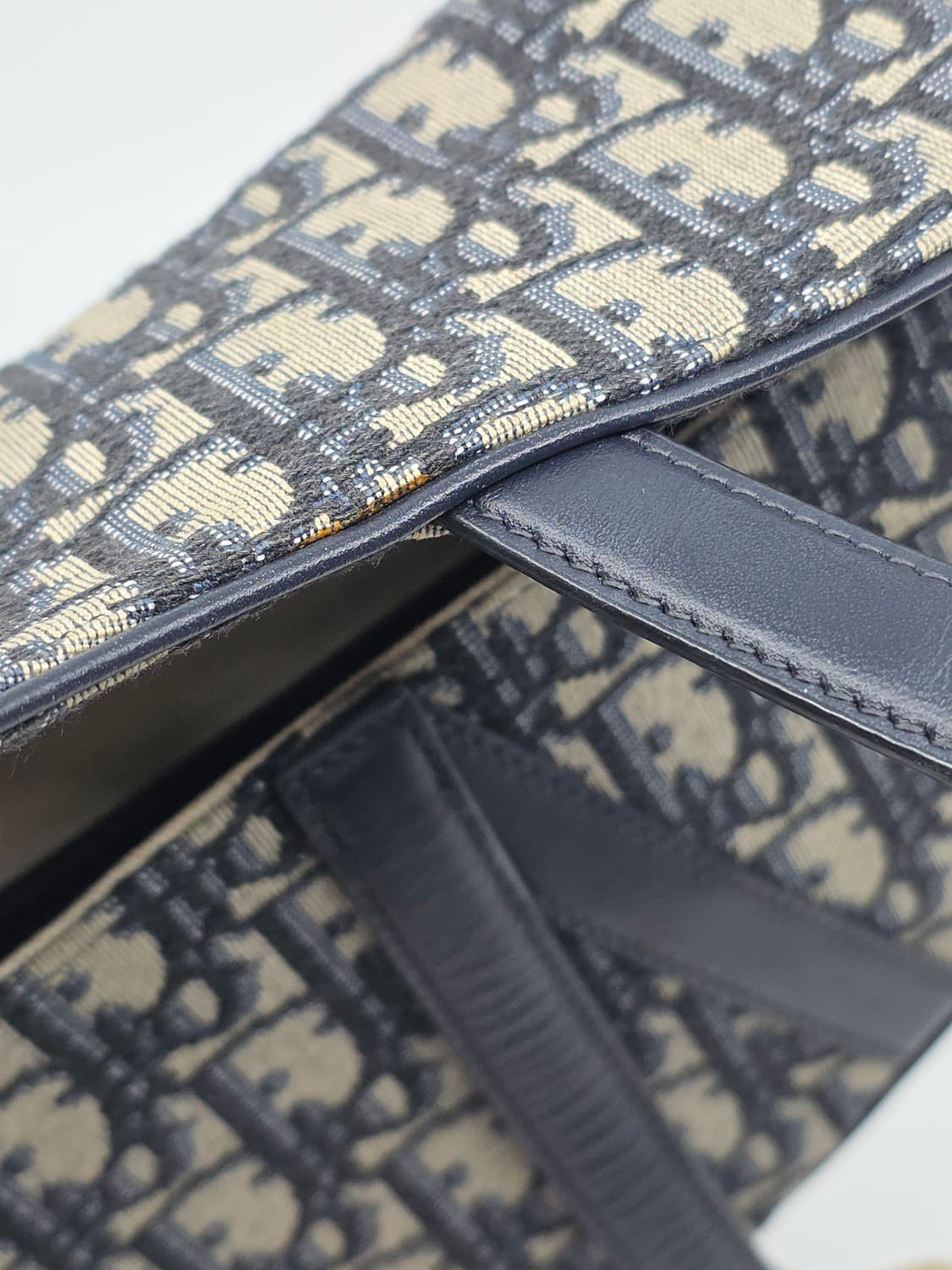 디올 오블리크 새들백 미디움 (신형) 상품이미지6