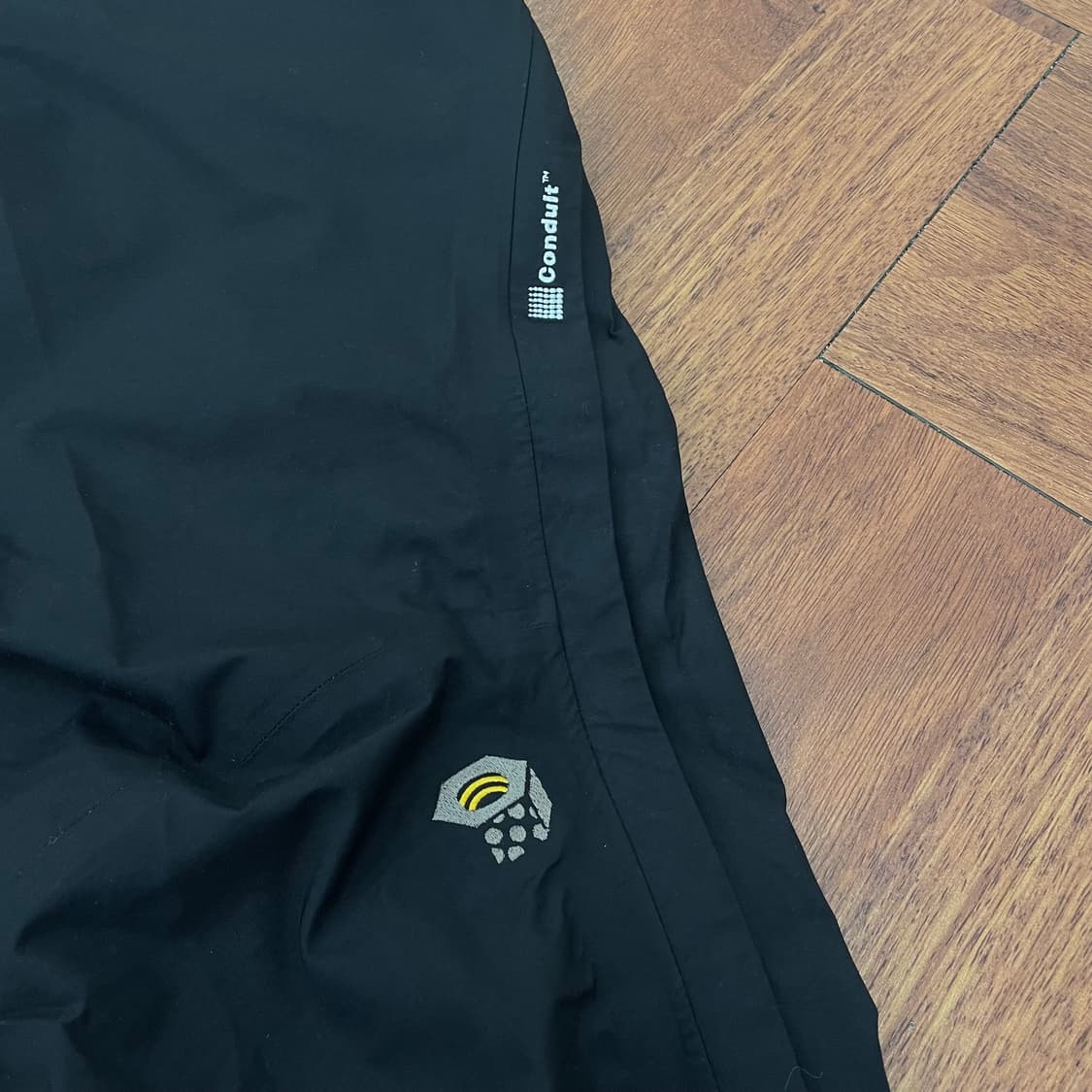 마운틴하드웨어 방수 팬츠 상품이미지2