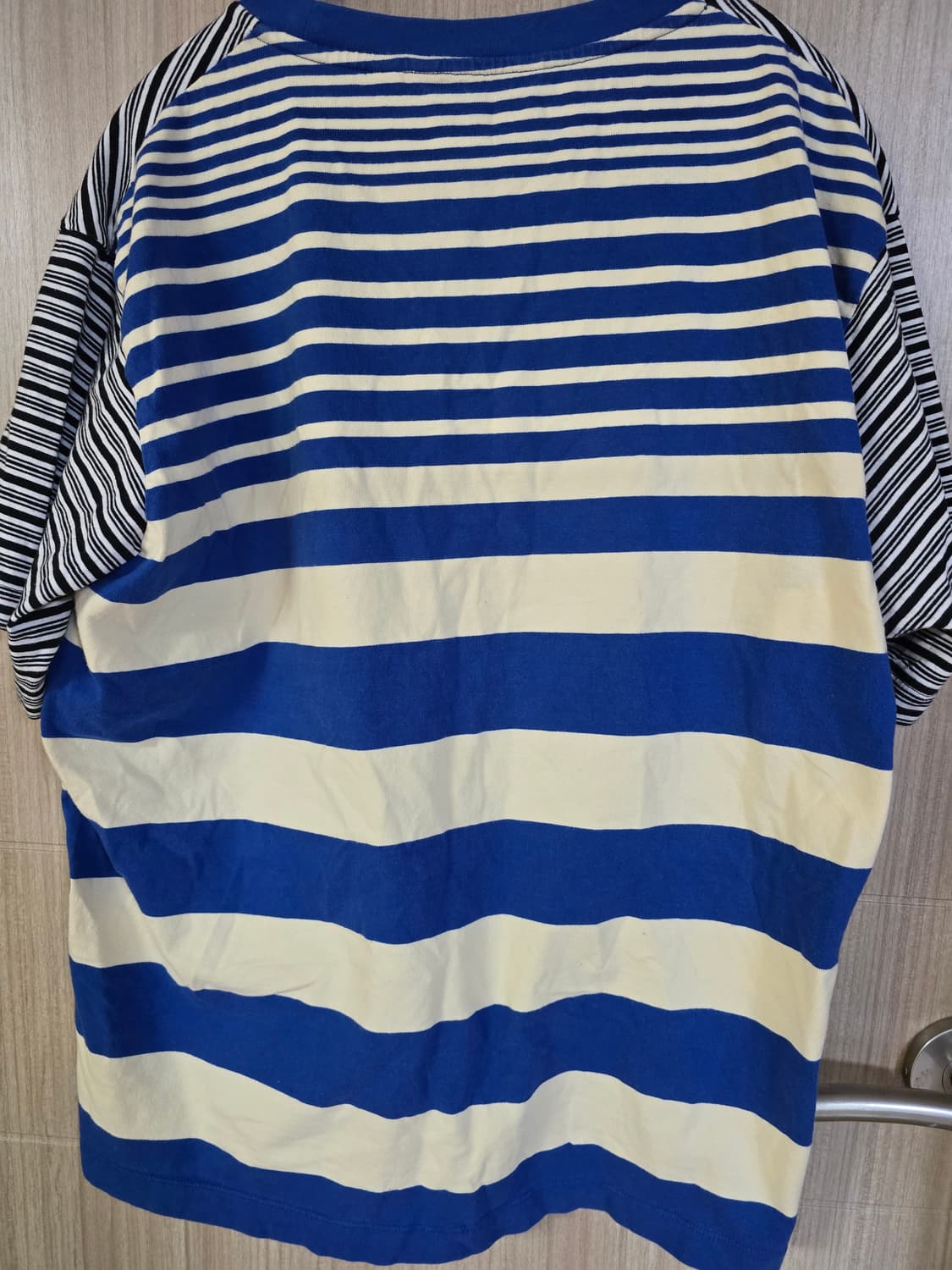 유니클로 마르니 보더크루넥 스트라이프 티셔츠 L 2종 세트 상품이미지2