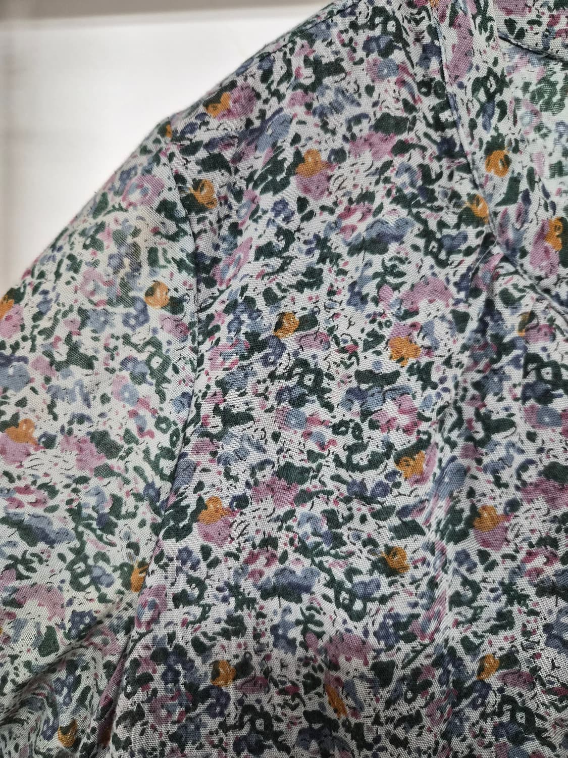 써스데이아일랜드 셔링 원피스 상품이미지3