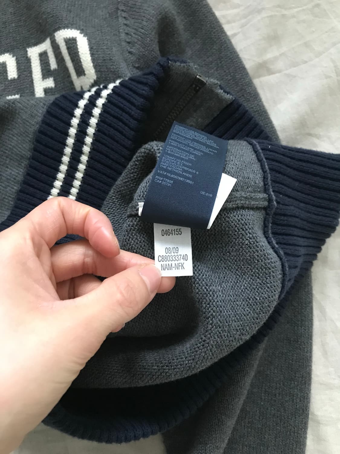 타미힐피거 중앙 스펠아웃 차콜 니트 집업 상품이미지10