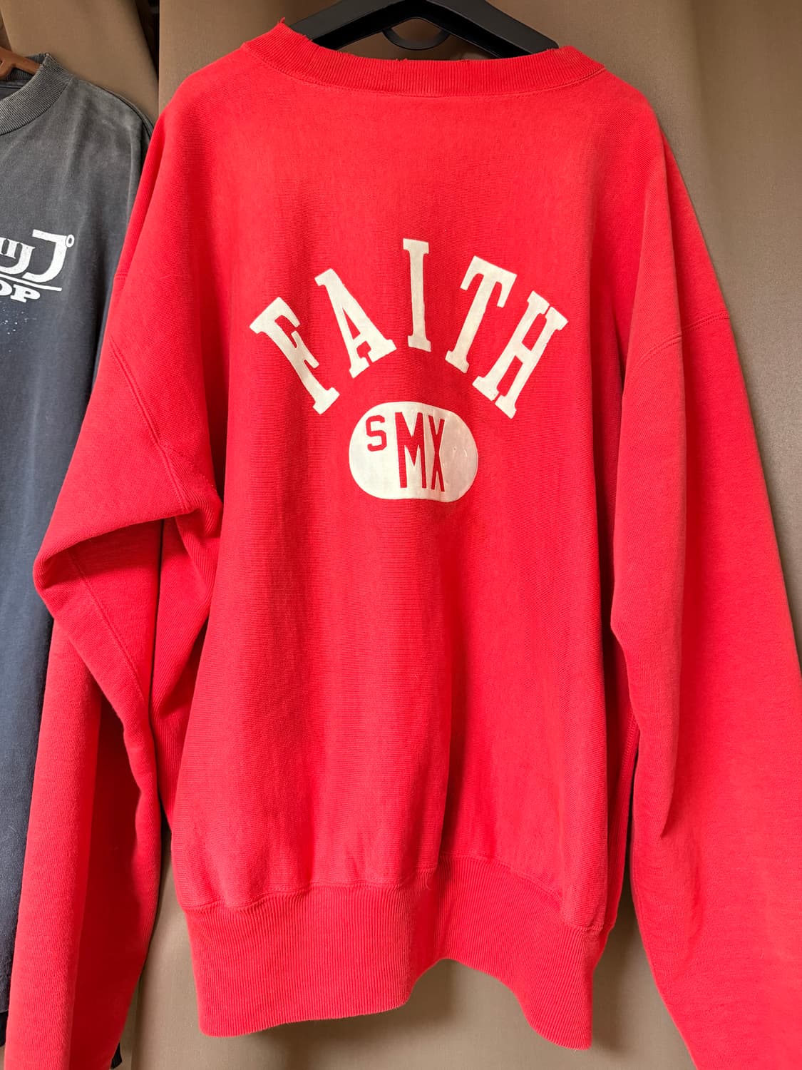 세인트미카엘 스웻셔츠 레드 상품이미지4