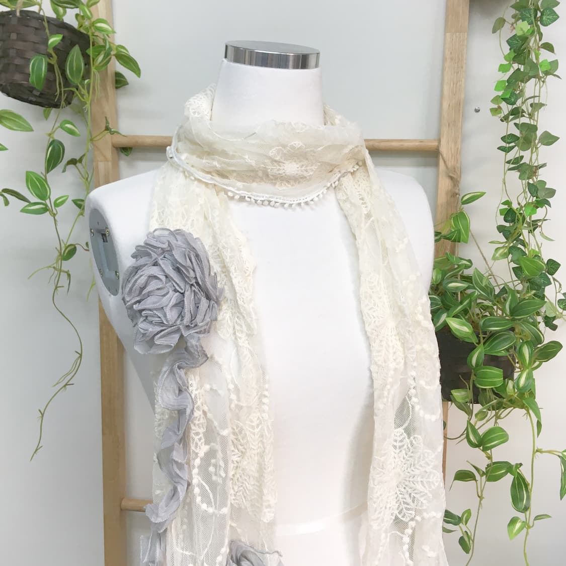 JPN/ 레이스 롱 스카프 아이보리 플라워 장식 오리엔탈스카프 상품이미지4