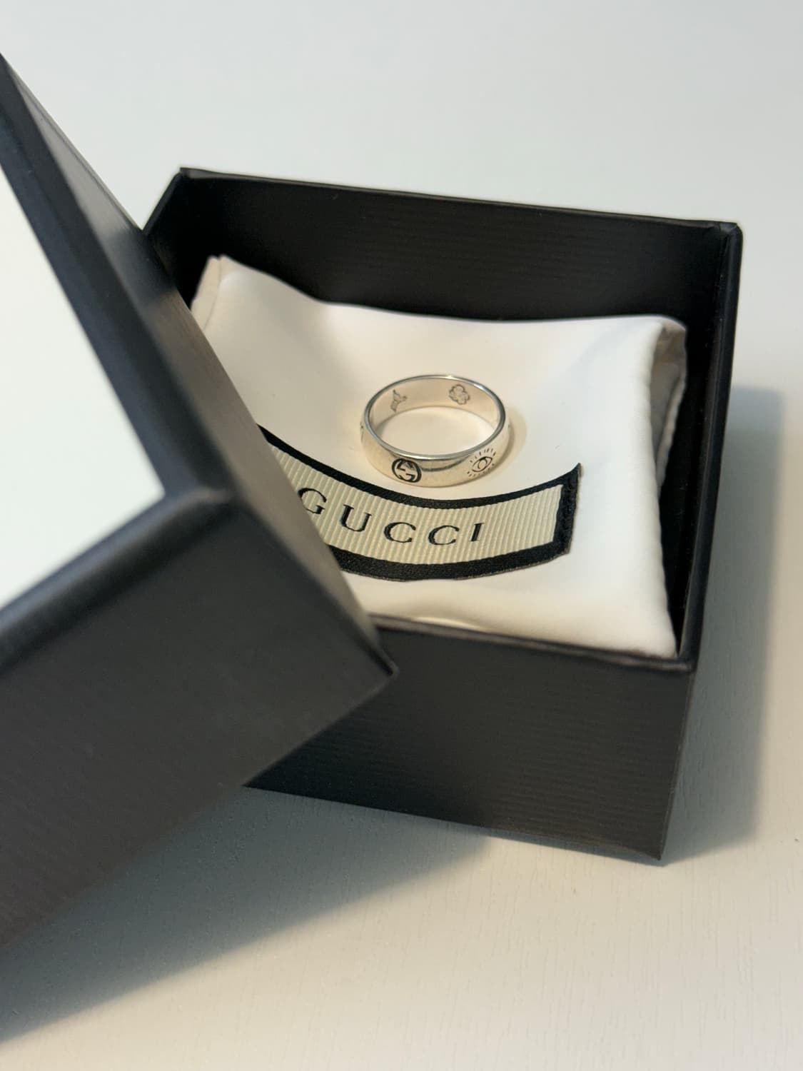 구찌 블라인드 포 러브 반지 14호 상품이미지1