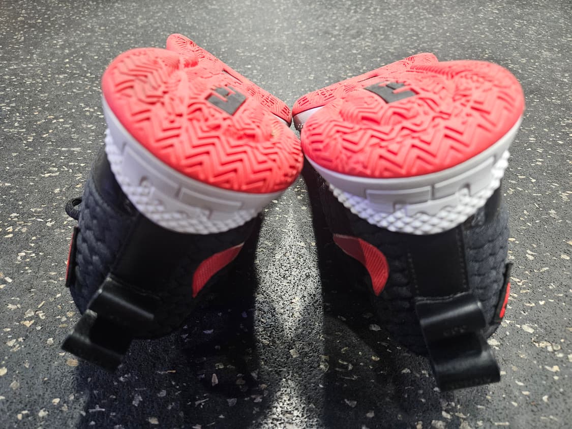 나이키 르브론 위트니스3 프리미엄 블랙 260mm 상품이미지4