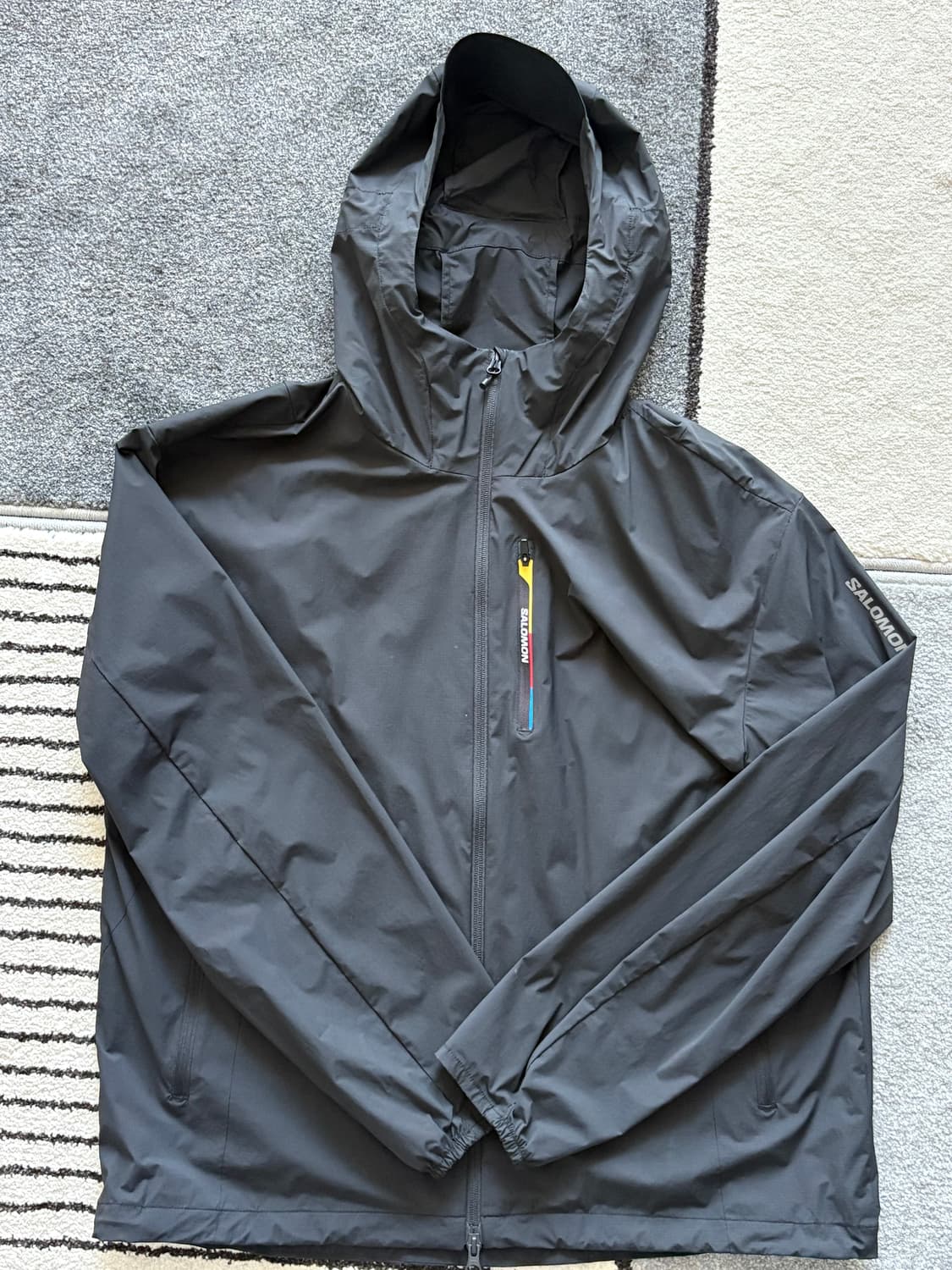 살로몬 바람막이 XL 사이즈 판매 상품이미지2