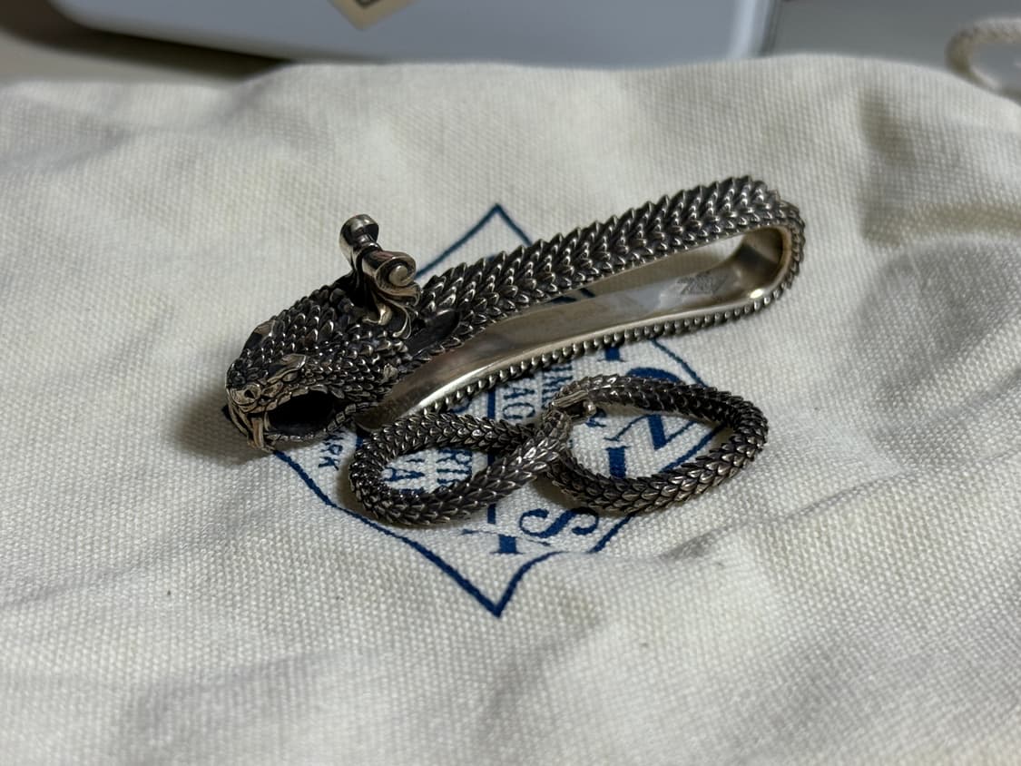 콜로니스트 스네이크 버클 키링 세트 snake bite & 8ring 상품이미지7