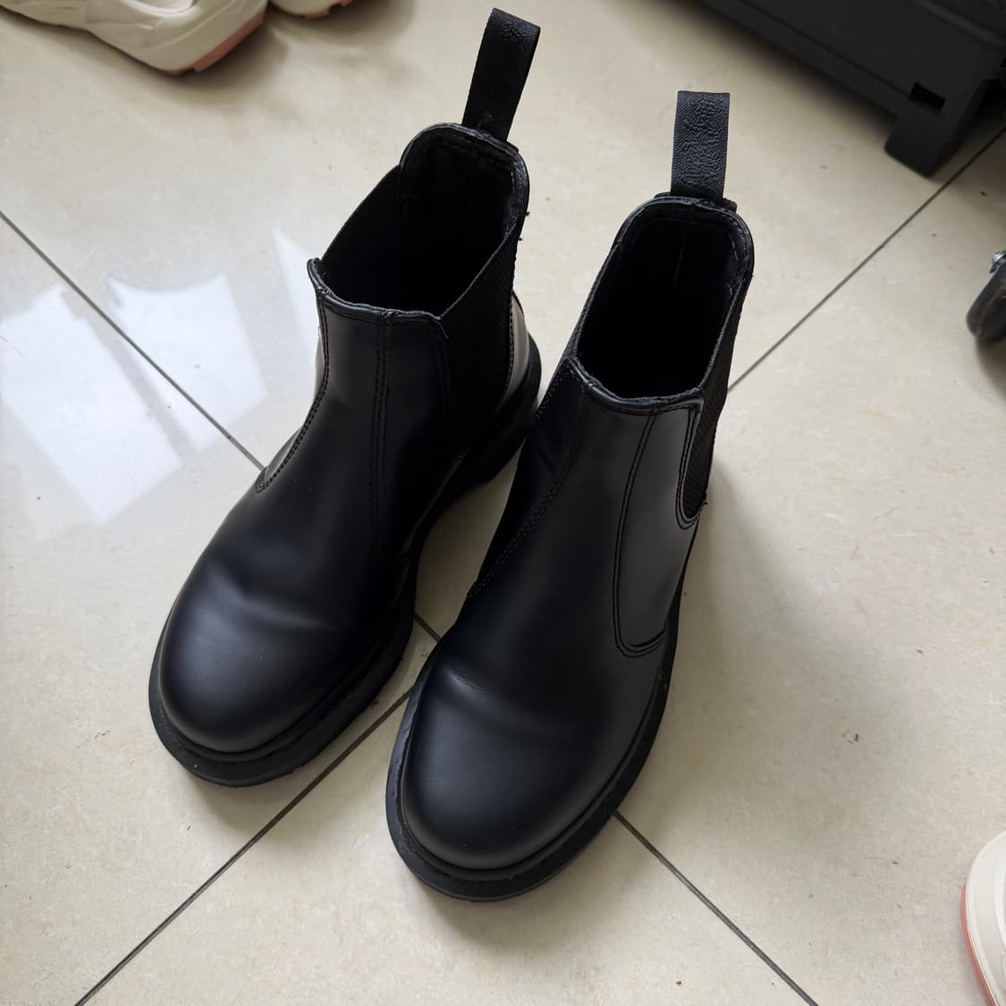 닥터마틴 2976 모노 블랙 상품이미지1